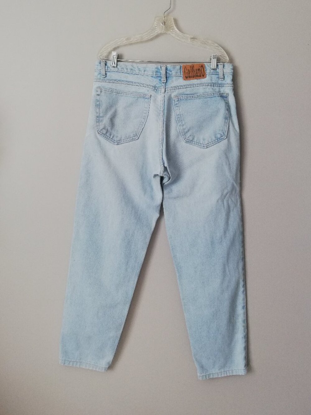 Vintage 90s Made in Canada Light Wash High-Waisted Jeans – 100% Cotton Mom Jeans